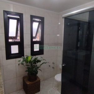 Apartamento com 75m², 2 dormitórios, 1 vaga, no bairro Madureira em Caxias do Sul para Comprar
