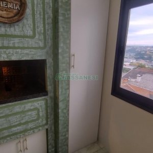 Apartamento com 75m², 2 dormitórios, 1 vaga, no bairro Madureira em Caxias do Sul para Comprar