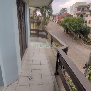 Apartamento com 75m², 2 dormitórios, 1 vaga, no bairro Madureira em Caxias do Sul para Comprar