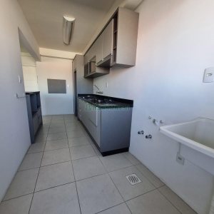Apartamento com 80m², 2 dormitórios, 2 vagas, no bairro Villagio Iguatemi em Caxias do Sul para Alugar