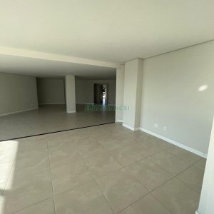 Apartamento com 349m², 3 dormitórios, 2 vagas, no bairro Lourdes em Caxias do Sul para Comprar