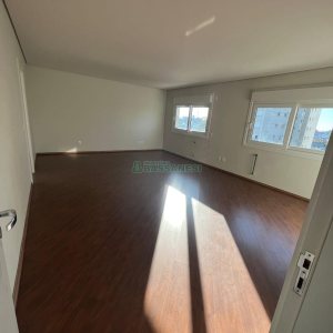 Apartamento com 349m², 3 dormitórios, 2 vagas, no bairro Lourdes em Caxias do Sul para Comprar