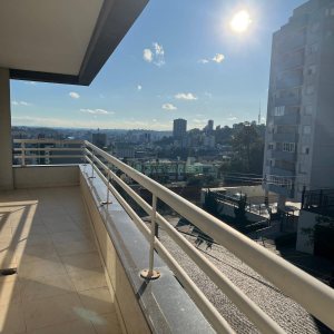 Apartamento com 349m², 3 dormitórios, 2 vagas, no bairro Lourdes em Caxias do Sul para Comprar