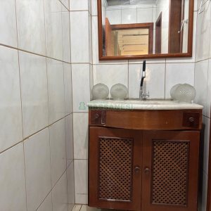 Pavilhão com 450m², no bairro São José em Caxias do Sul para Alugar