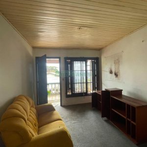 Casa com 175m², 3 dormitórios, 2 vagas, no bairro Jardim América em Caxias do Sul para Comprar