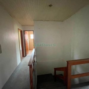 Casa com 175m², 3 dormitórios, 2 vagas, no bairro Jardim América em Caxias do Sul para Comprar
