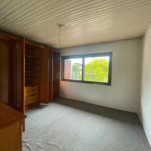 Casa com 175m², 3 dormitórios, 2 vagas, no bairro Jardim América em Caxias do Sul para Comprar