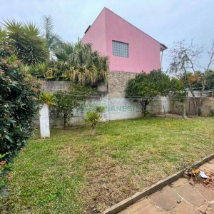 Casa com 175m², 3 dormitórios, 2 vagas, no bairro Jardim América em Caxias do Sul para Comprar