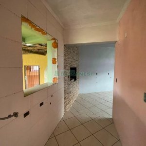 Casa com 180m², 3 dormitórios, 2 vagas, no bairro Jardim América em Caxias do Sul para Comprar