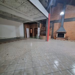 Casa Comercial com 270m², 4 vagas, no bairro Exposição em Caxias do Sul para Alugar