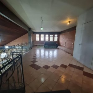 Casa Comercial com 270m², 4 vagas, no bairro Exposição em Caxias do Sul para Alugar