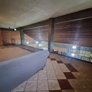 Casa Comercial com 270m², 4 vagas, no bairro Exposição em Caxias do Sul para Alugar