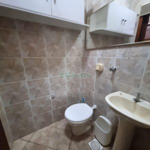 Casa Comercial com 270m², 4 vagas, no bairro Exposição em Caxias do Sul para Alugar