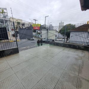 Casa Comercial com 270m², 4 vagas, no bairro Exposição em Caxias do Sul para Alugar