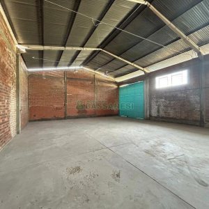 Pavilhão com 400m², no bairro Desvio Rizzo em Caxias do Sul para Alugar