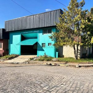 Pavilhão com 400m², no bairro Desvio Rizzo em Caxias do Sul para Alugar