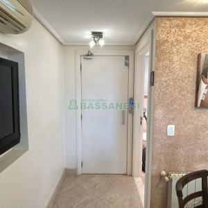 Casa com 270m², 2 dormitórios, 2 vagas, no bairro Pio X em Caxias do Sul para Alugar