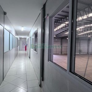 Pavilhão com 2000m², no bairro São Giácomo em Caxias do Sul para Alugar