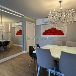 Apartamento com 126m², 3 dormitórios, 3 vagas, no bairro Exposição em Caxias do Sul para Comprar