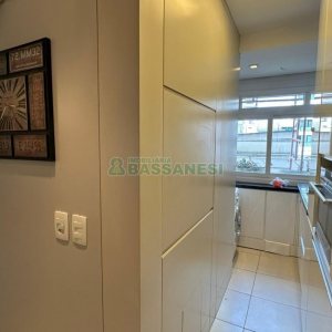 Apartamento com 126m², 3 dormitórios, 3 vagas, no bairro Exposição em Caxias do Sul para Comprar