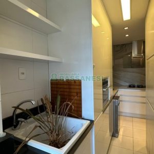 Apartamento com 126m², 3 dormitórios, 3 vagas, no bairro Exposição em Caxias do Sul para Comprar