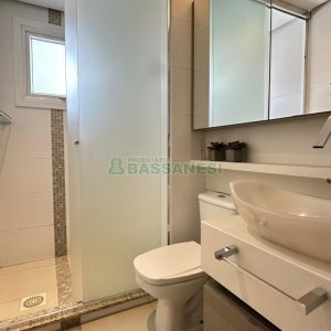 Apartamento com 126m², 3 dormitórios, 3 vagas, no bairro Exposição em Caxias do Sul para Comprar