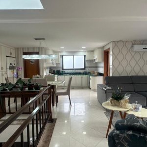 Apartamento com 150m², 3 dormitórios, 3 vagas, no bairro Petrópolis em Caxias do Sul para Comprar