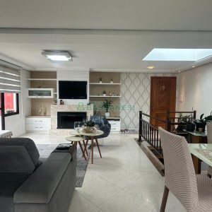Apartamento com 150m², 3 dormitórios, 3 vagas, no bairro Petrópolis em Caxias do Sul para Comprar