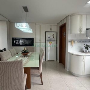 Apartamento com 150m², 3 dormitórios, 3 vagas, no bairro Petrópolis em Caxias do Sul para Comprar