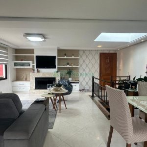 Apartamento com 150m², 3 dormitórios, 3 vagas, no bairro Petrópolis em Caxias do Sul para Comprar
