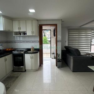 Apartamento com 150m², 3 dormitórios, 3 vagas, no bairro Petrópolis em Caxias do Sul para Comprar