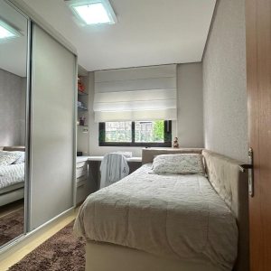 Apartamento com 150m², 3 dormitórios, 3 vagas, no bairro Petrópolis em Caxias do Sul para Comprar