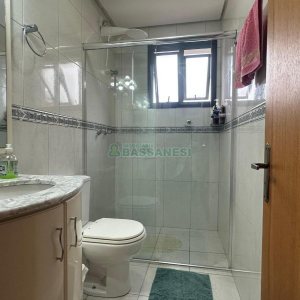 Apartamento com 150m², 3 dormitórios, 3 vagas, no bairro Petrópolis em Caxias do Sul para Comprar