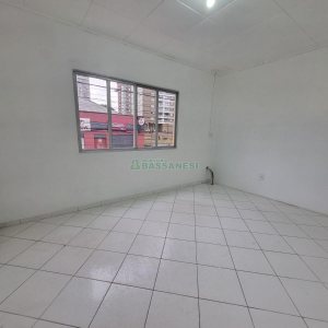 Sala, no bairro Centro em Caxias do Sul para Alugar