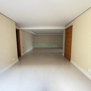 Apartamento com 159m², 3 dormitórios, 2 vagas, no bairro Centro em Caxias do Sul para Comprar