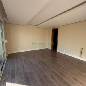 Apartamento com 159m², 3 dormitórios, 2 vagas, no bairro Centro em Caxias do Sul para Comprar