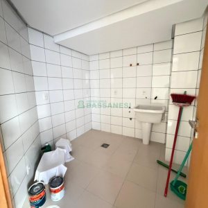 Apartamento com 159m², 3 dormitórios, 2 vagas, no bairro Centro em Caxias do Sul para Comprar