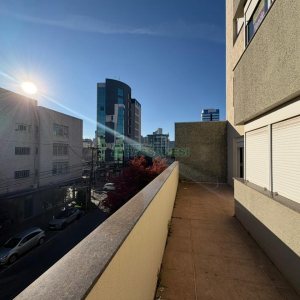 Apartamento com 159m², 3 dormitórios, 2 vagas, no bairro Centro em Caxias do Sul para Comprar