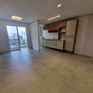 Apartamento com 62m², 2 dormitórios, 1 vaga, no bairro Panazzolo em Caxias do Sul para Alugar