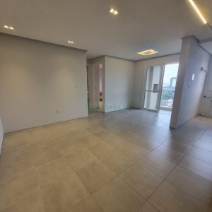 Apartamento com 62m², 2 dormitórios, 1 vaga, no bairro Panazzolo em Caxias do Sul para Alugar