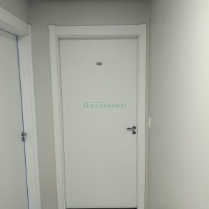 Apto Mobiliado com 56m², 2 dormitórios, 1 vaga, no bairro Presidente Vargas em Caxias do Sul para Alugar