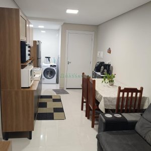 Apto Mobiliado com 56m², 2 dormitórios, 1 vaga, no bairro Presidente Vargas em Caxias do Sul para Alugar