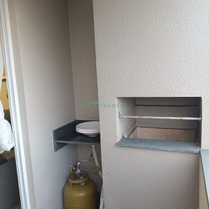Apto Mobiliado com 56m², 2 dormitórios, 1 vaga, no bairro Presidente Vargas em Caxias do Sul para Alugar