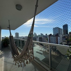 Apartamento com 161m², 3 dormitórios, 3 vagas, no bairro Exposição em Caxias do Sul para Comprar