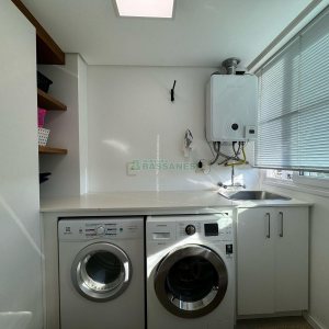 Apartamento com 161m², 3 dormitórios, 3 vagas, no bairro Exposição em Caxias do Sul para Comprar