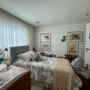 Apartamento com 161m², 3 dormitórios, 3 vagas, no bairro Exposição em Caxias do Sul para Comprar