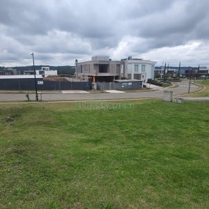 Terreno, no bairro Nossa Senhora da Saúde em Caxias do Sul para Comprar