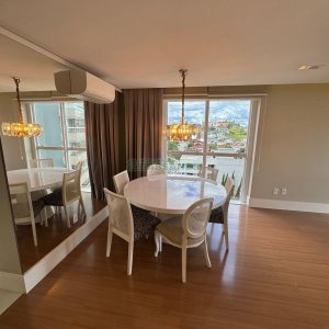 Apartamento com 125m², 3 dormitórios, 3 vagas, no bairro São Leopoldo em Caxias do Sul para Comprar