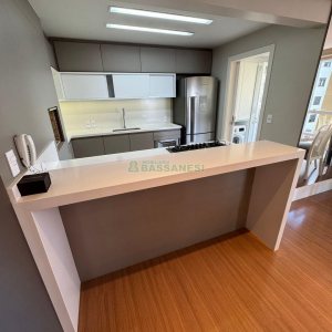 Apartamento com 125m², 3 dormitórios, 3 vagas, no bairro São Leopoldo em Caxias do Sul para Comprar