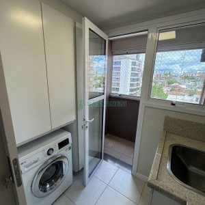Apartamento com 125m², 3 dormitórios, 3 vagas, no bairro São Leopoldo em Caxias do Sul para Comprar